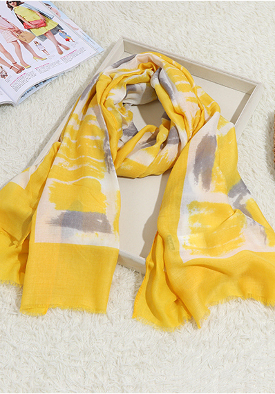 Gentle Contrast Color Spring and Autumn Scarf