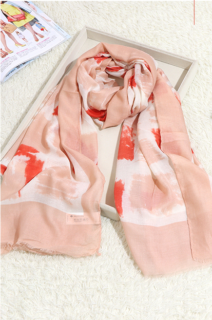 Gentle Contrast Color Spring and Autumn Scarf