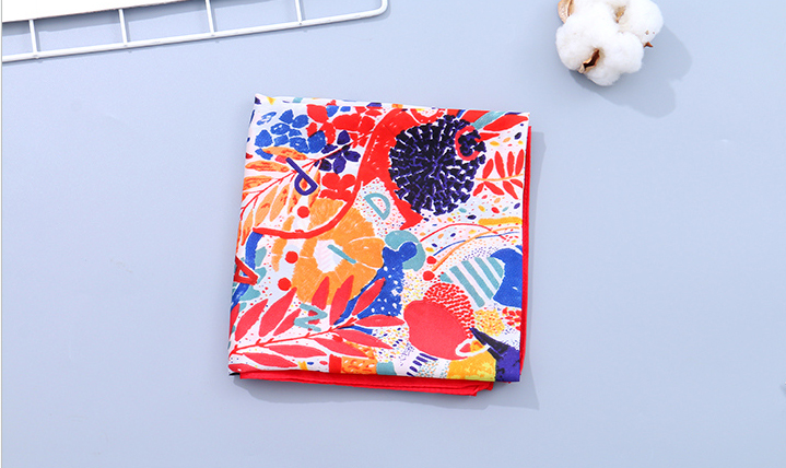Bright Flowers Pattern Square Scarves(Red)