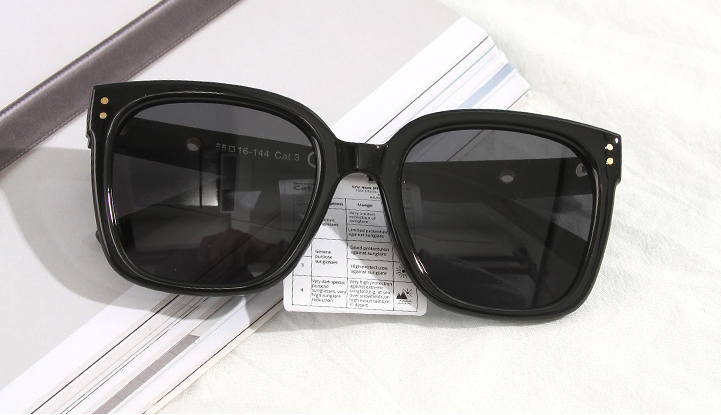 Unique Sunglasses for Ladies(Black)