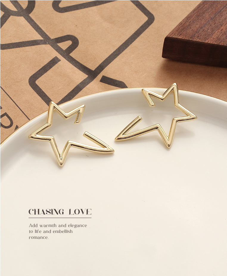 Simple Metal Star Earrings