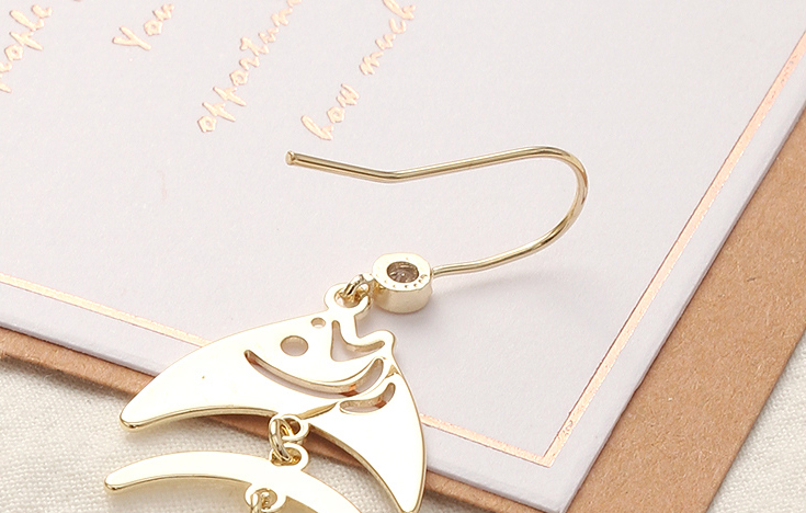 Stylish Fishbone Shaped Earrings