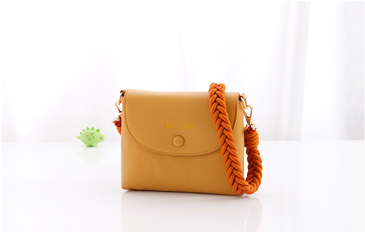 Braided Rope Single-Shoulder Bag