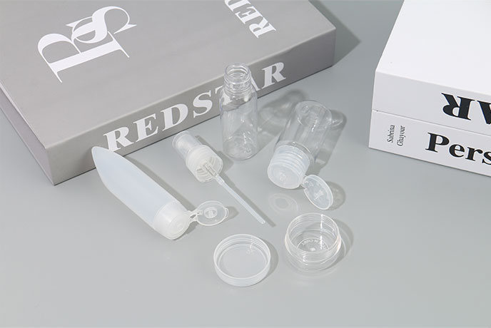 Portable Facial Cleansing Travel Bottle 7-in-1 Set