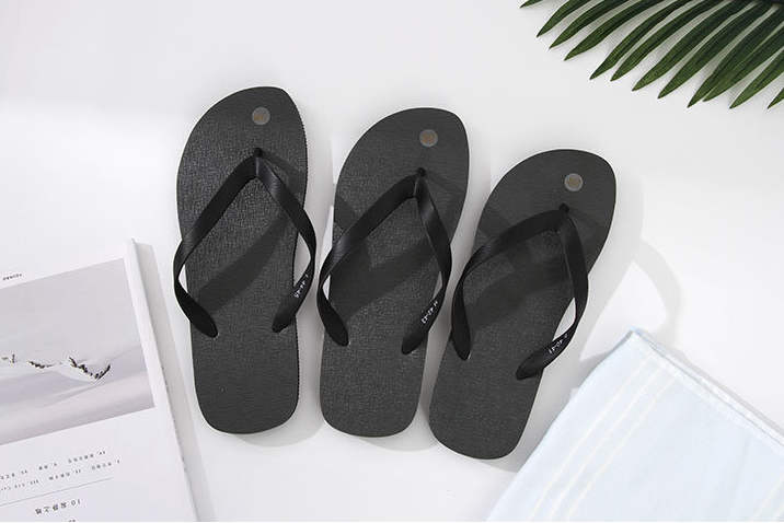 Simple Style Solid Color Flip Flops for Men 