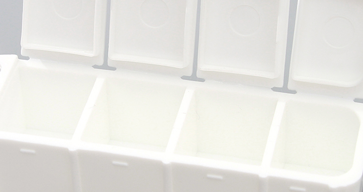4 Compartments Pill Dispenser with Buckle