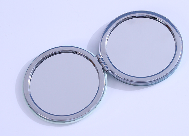 Plaid Bear Glitter Portable Round Mirror