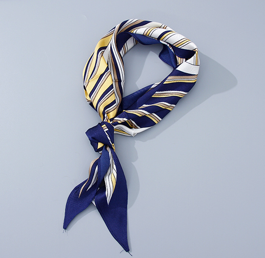 Trendy Rhombus Neckerchief