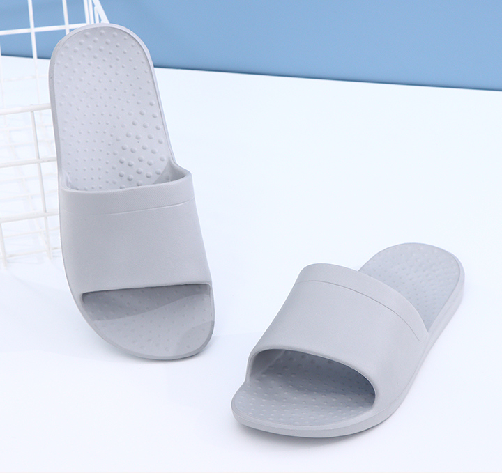 Non-slip Men Bathroom Slippers 