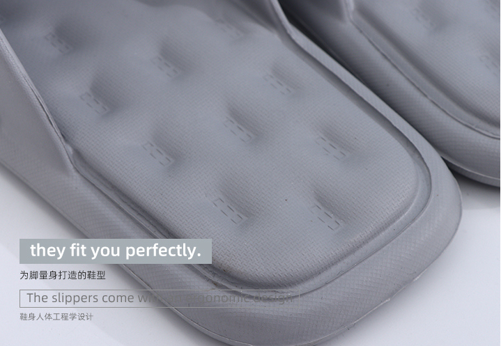 Shape Soft-soled Men Bathroom Slippers 