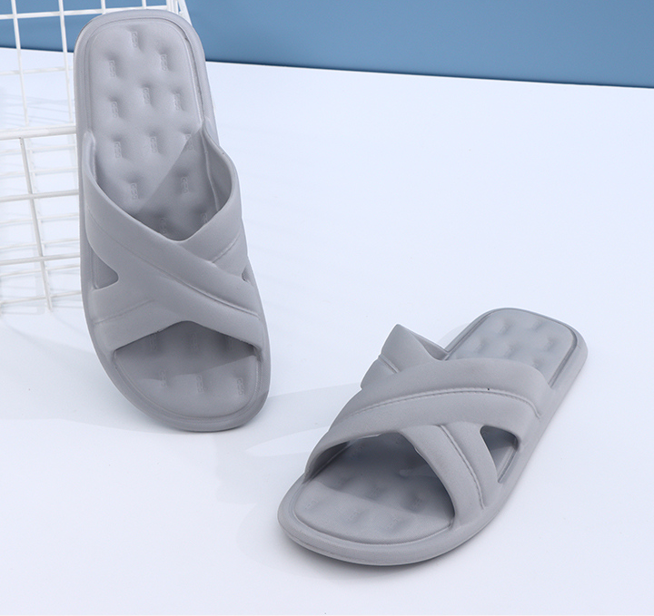 Shape Soft-soled Men Bathroom Slippers 