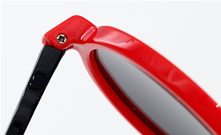 Wavy Temples TPE Sunglasses for Kids （for 8 and 12 years old)