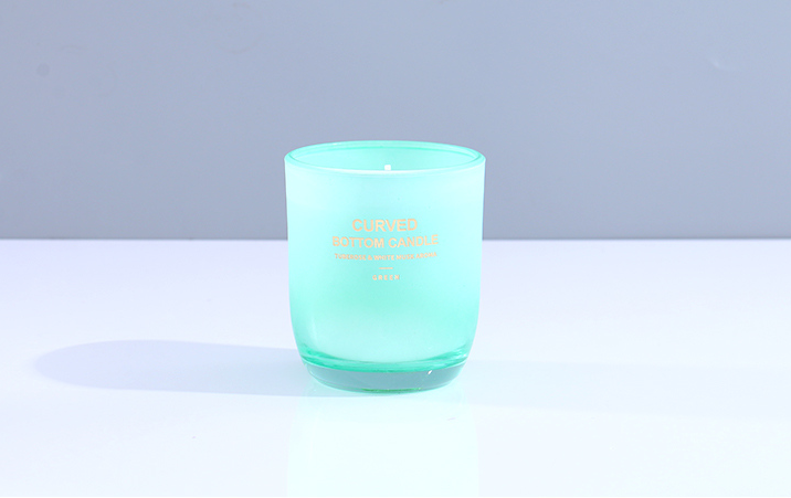 Curved Bottom Candle（Tuberose & White Musk Aroma） 158g/5.5oz.