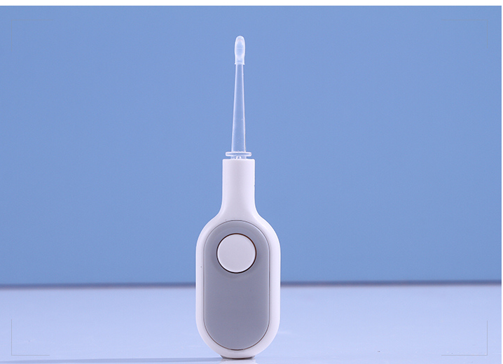 Ear-Picking Artifact With Light