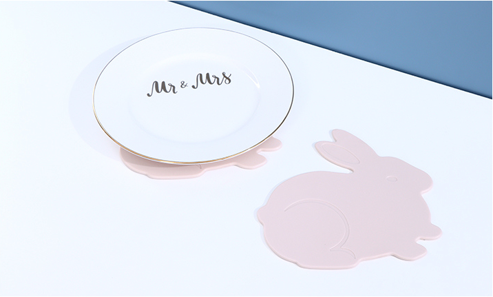 Cute Bunny Heat Insulated Pad-2 Count