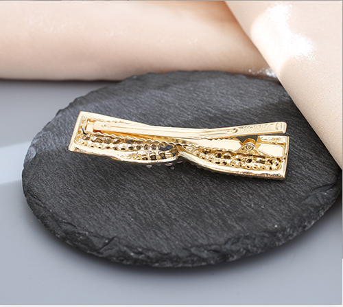 Artificial Pearl Tie Knot Hair Clip