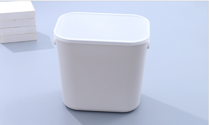 8L Simple Plastic Storage Container(White)