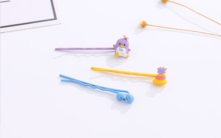 Adorkable Chicken Hair Clips（3 Count）