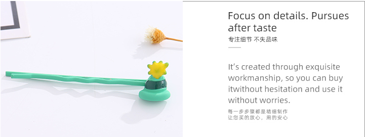 Adorkable Chicken Hair Clips（3 Count）