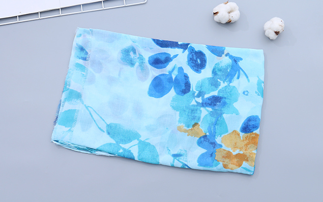 Elegant Refreshing Scarf for Spring and Autumn(Blue)
