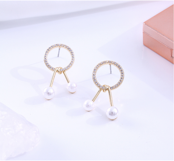 Elegant Zircon Artificial Pearl Round Knot Earrings