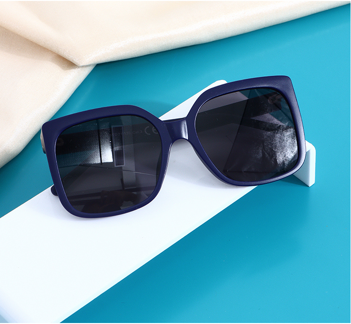 Stylish Big Frame Unisex Sunglasses for Adult(Bluish Violet)