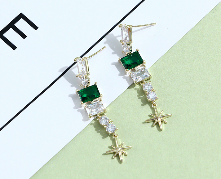 925 Silver Needle Stylish Retro Beccarite Earrings