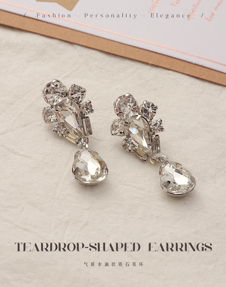 Elegant Teardrop-Shaped Zircon Earrings