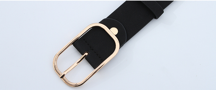 Fashionable U Buckle Black Belt for Ladies