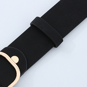 Fashionable U Buckle Black Belt for Ladies