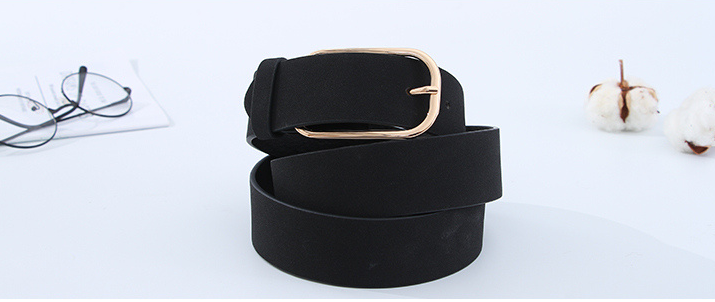 Fashionable U Buckle Black Belt for Ladies
