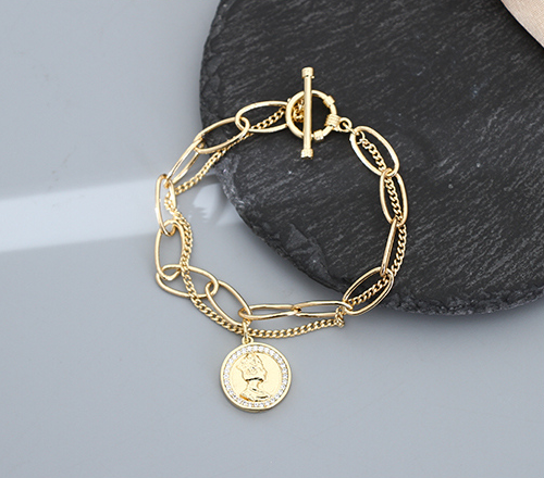 Stylish Round Charm Bracelet