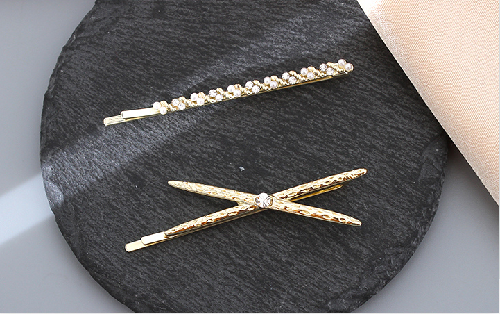 Stripes Cross Hair Pin Set