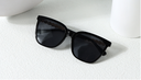 Classic Series Pearl Embellished Women's Sunglasses (Black)