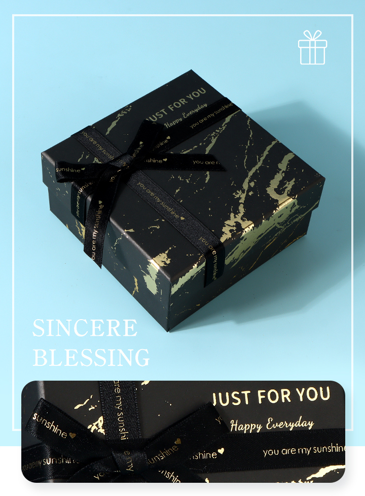 Golden Marble Pattern Black Square Gift Box (S)