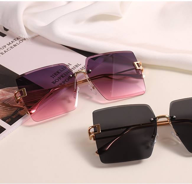 Rimless Cut Edge Metallic Sunglasses (Golden Frame Purple-Pink Lens)