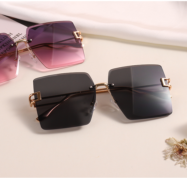 Rimless Metallic Sunglasses (Golden Frame Black Lens)