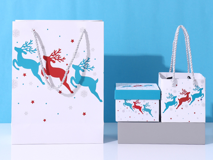 Winter Collection Gift Box (94*90*70mm)