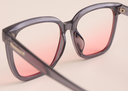 The trend goes with blusher sunglasses