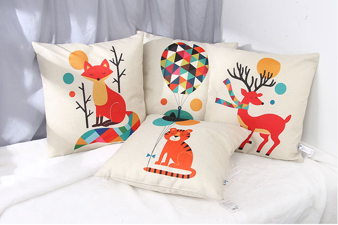Cotton Linen Throw Pillow (Deer)