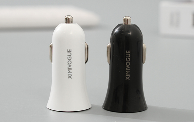 2.1A Dual Port Car Charger-Y22 (White)(TYPE-C Cable Included)