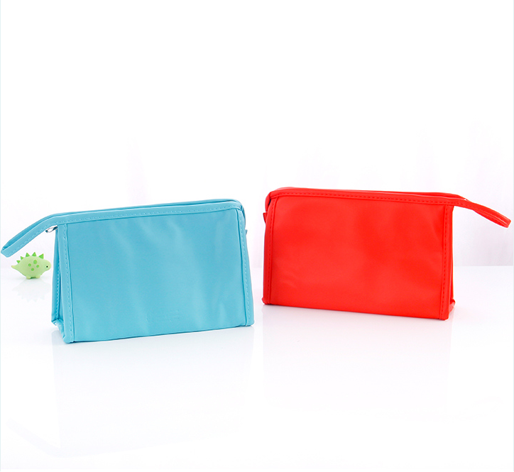 Dazzling Trapezoidal Cosmetic Bag