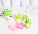 Crocodile squirt gun bath toy set