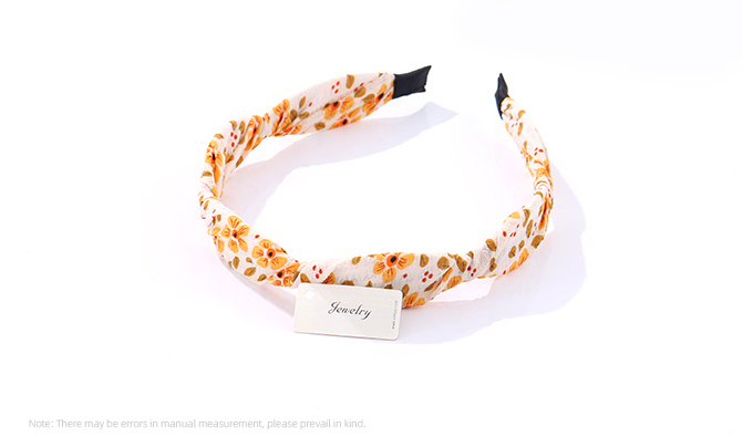 Elegant Floral Waving Headband