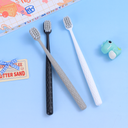 فرشاة أسنان ذات شعيرات ناعمة من أيون الفضة (3 مجموعات)