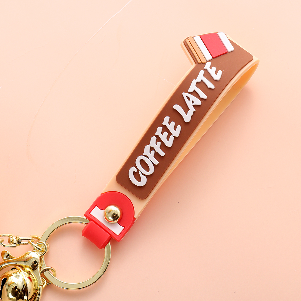 القهوة لاتيه الدب المفاتيح