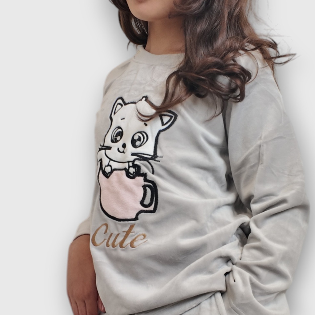 بجامة مخمل بناتي cute cat
