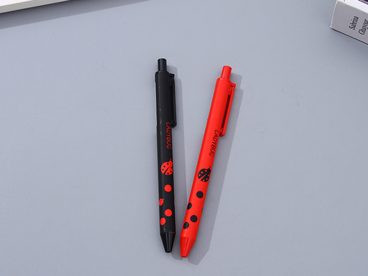 Ladybug Collection Retractable 0.5mm Gel Pen - Black
