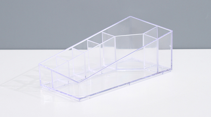 Simple Plastic Makeup Storage Bin