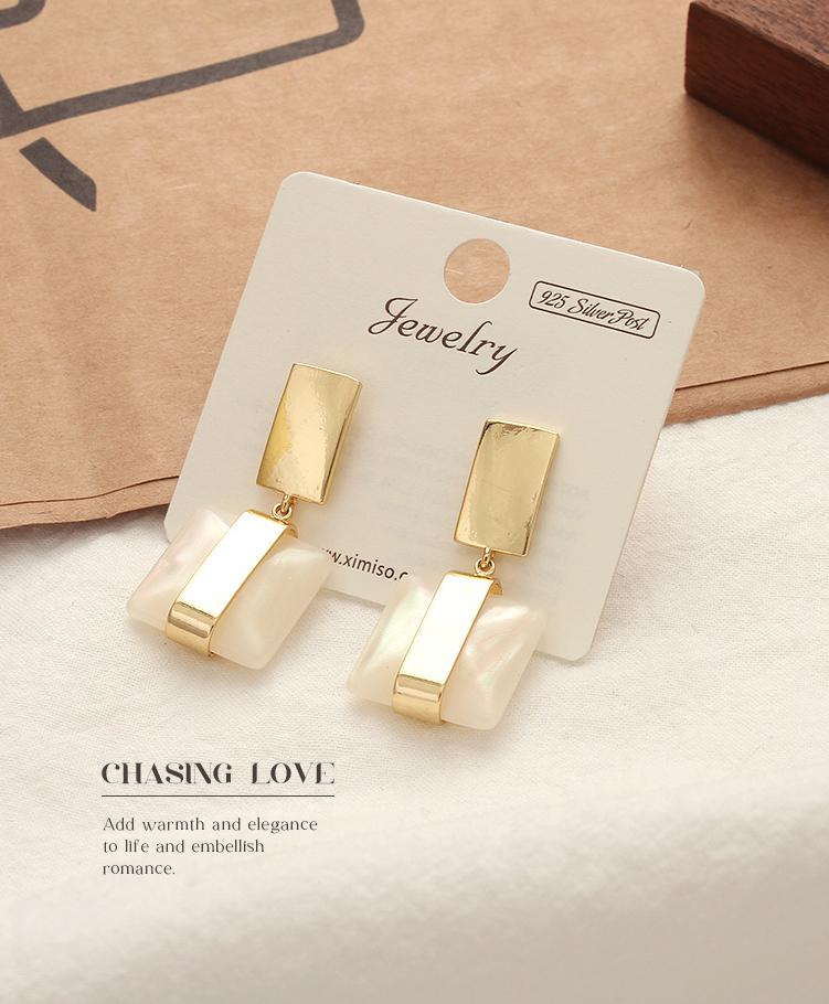 Stylish Imitated Shell Square Earrings
